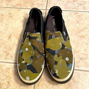 Toms Mens Size 14 Star Wars slip-one